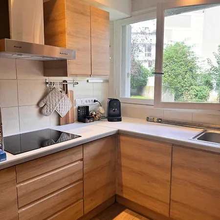 Lovely Proximity Rer A Apartamento *